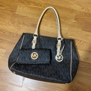 Michael Kors large purse and matching wallet.